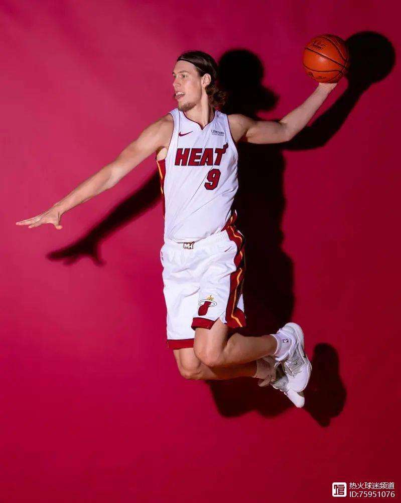 包含出色发挥首场状态出色，热火观众沸腾！，纳达尔重返赛场赢得满堂喝彩的词条开云中国官方网站