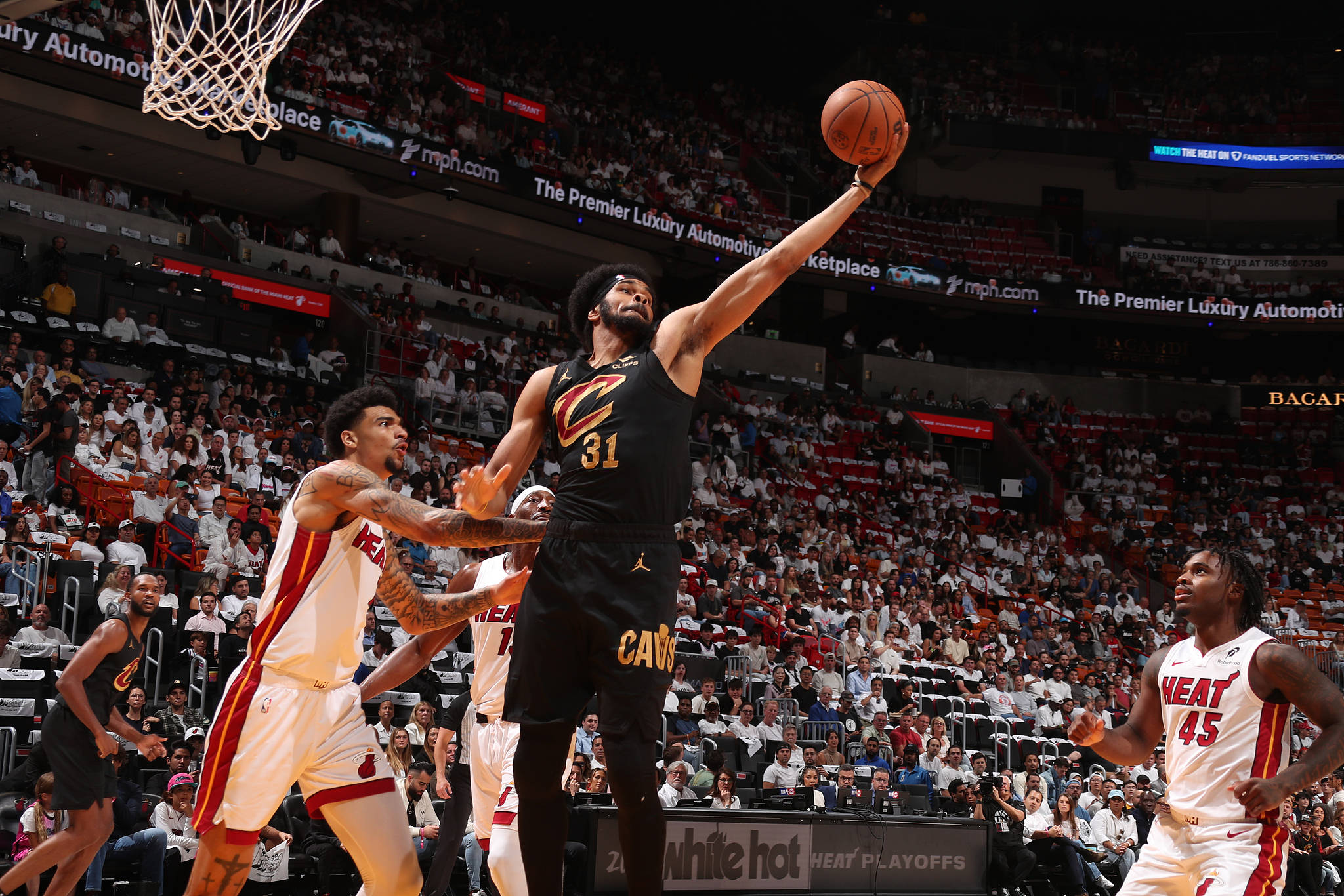 巴特勒连续七场比赛得分超过惊险取胜，阿森纳挑战极限！的简单介绍