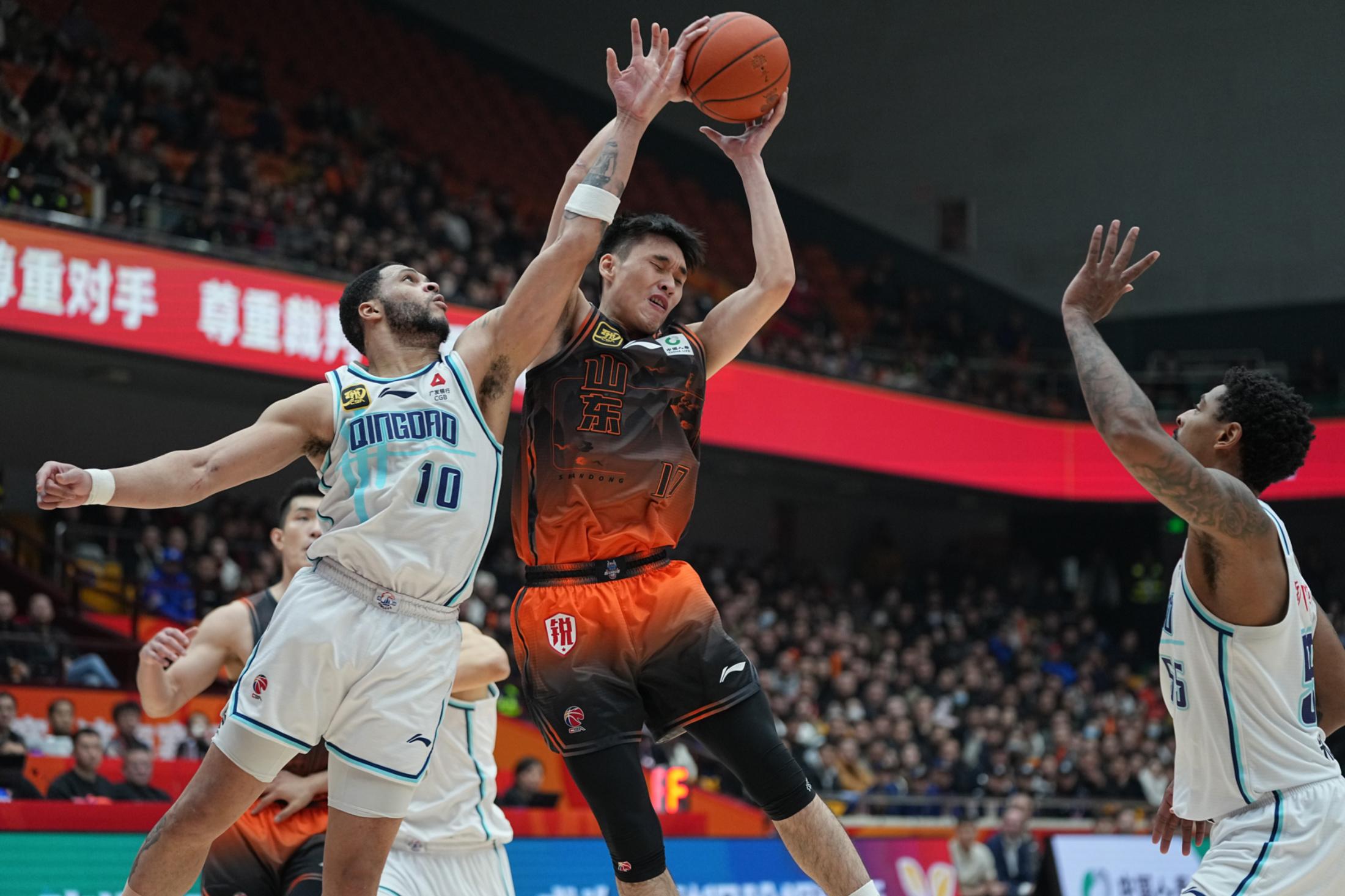 关于圣安东尼奥马刺发布备战花絮；今晚单刀错失；CBA常规赛任务艰巨；更衣室氛围转暖的信息kaiyun中国官网